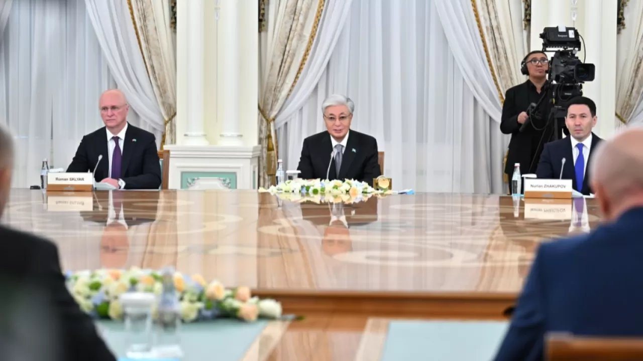 Чехия хочет нефть и уран из Казахстана  