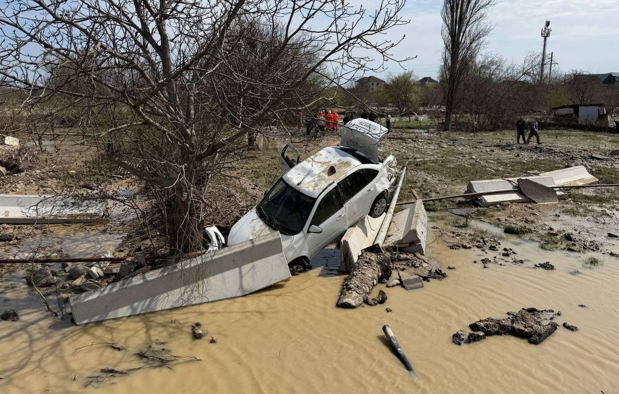 Дағыстанда су тасқыны 6 адамның өмірін қиды 