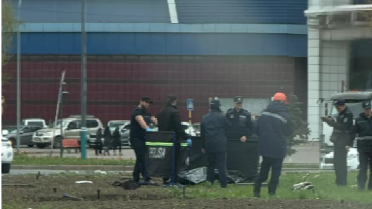 В центре Усть-Каменогорска нашли тело мужчины 