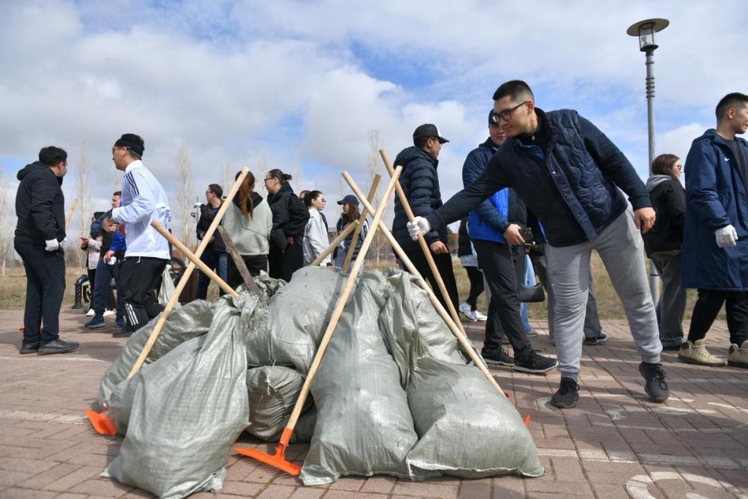 Астанада сенбілік кезінде 100 тонна қоқыс жиналды