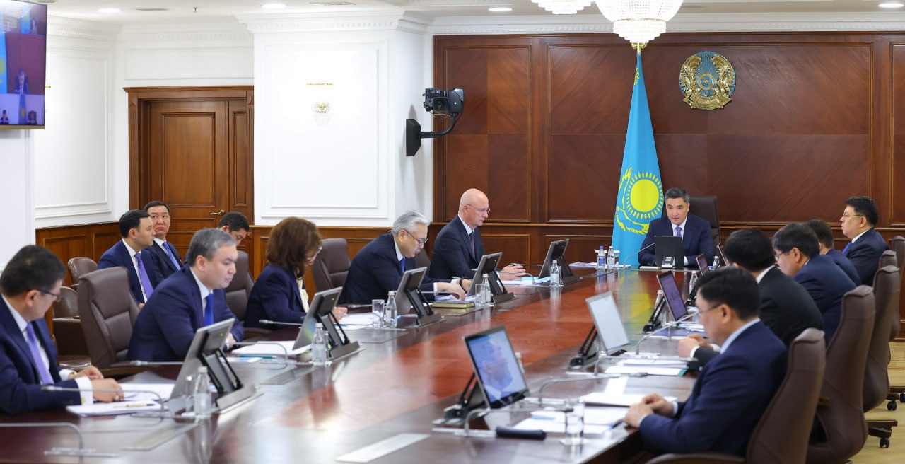 Тұрғын үй құрылысының қарқыны бойынша артта қалу қаупі бар &ndash; Олжас Бектенов