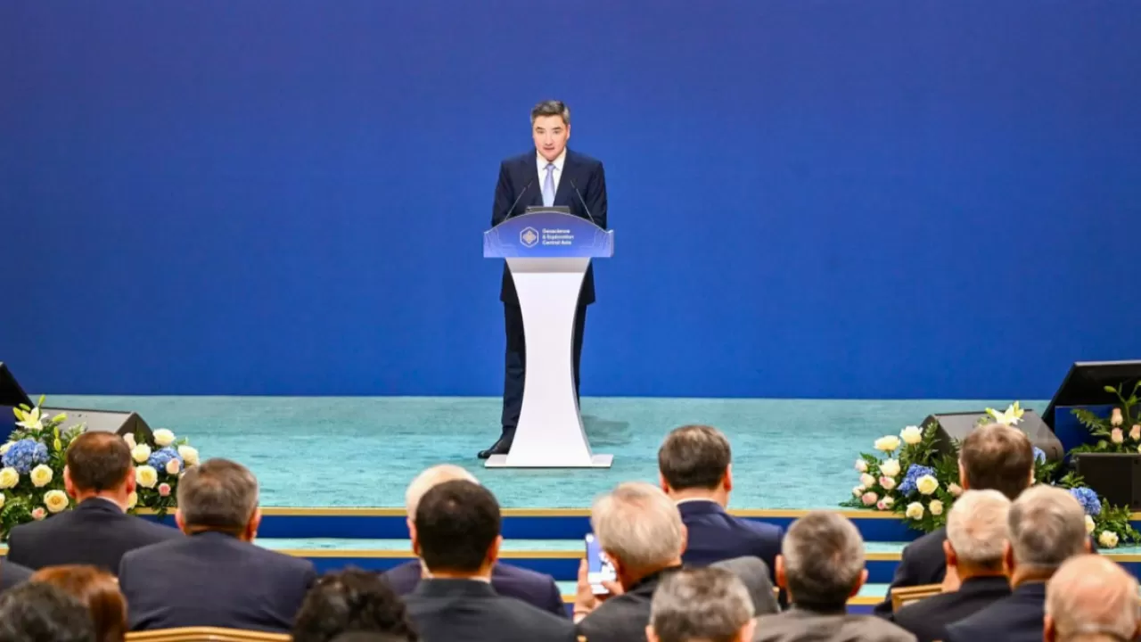 Олжас Бектенов заявил о росте инвестиций в геологию  