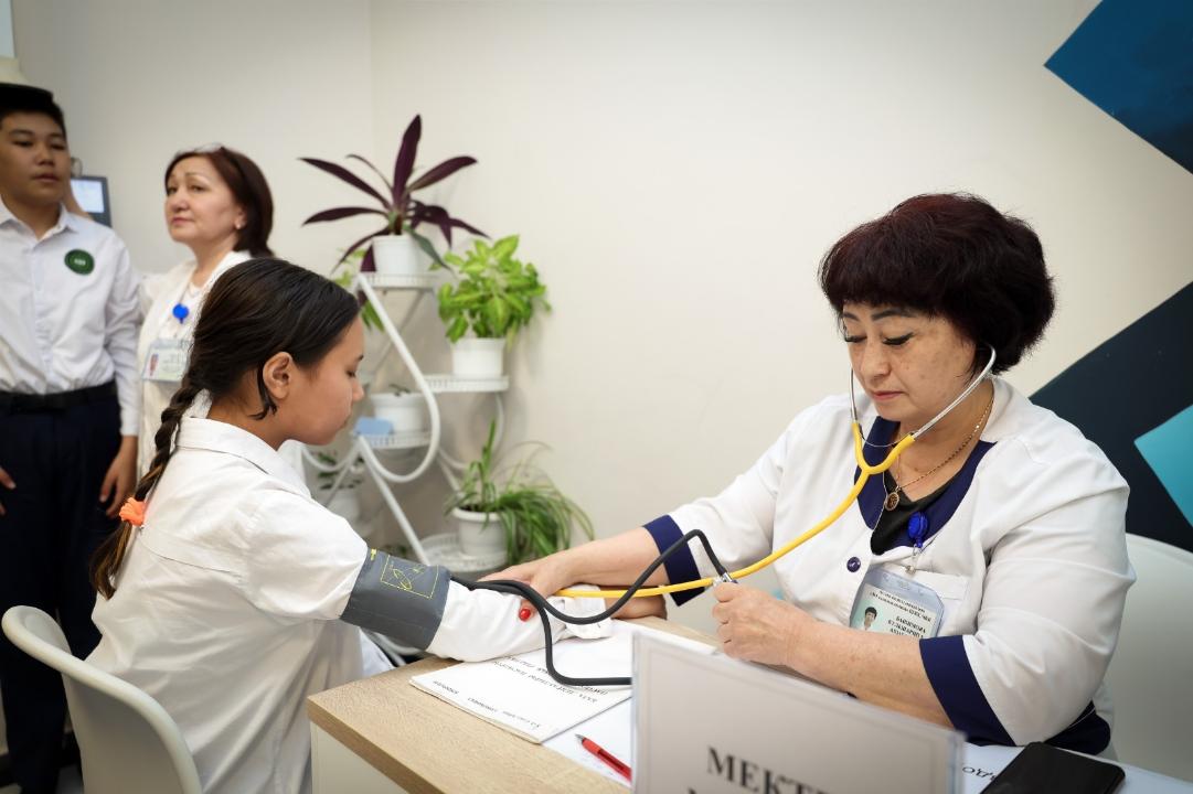 Ел аумағындағы мектептерде "Мен таңдаған жол" атты жалпы республикалық ашық сабақ өтті