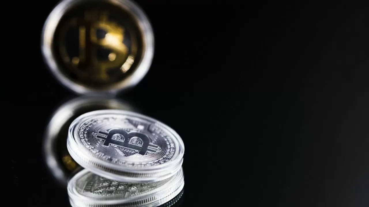 Биткойн вновь преодолел отметку в 70 тысяч долларов  