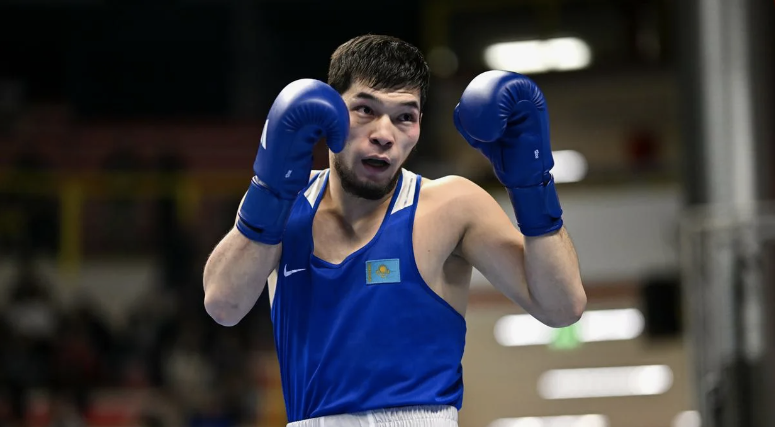 Нұрбек Оралбай қарсыласын нокдаунға түсіріп, Азия чемпионатының финалына шықты 