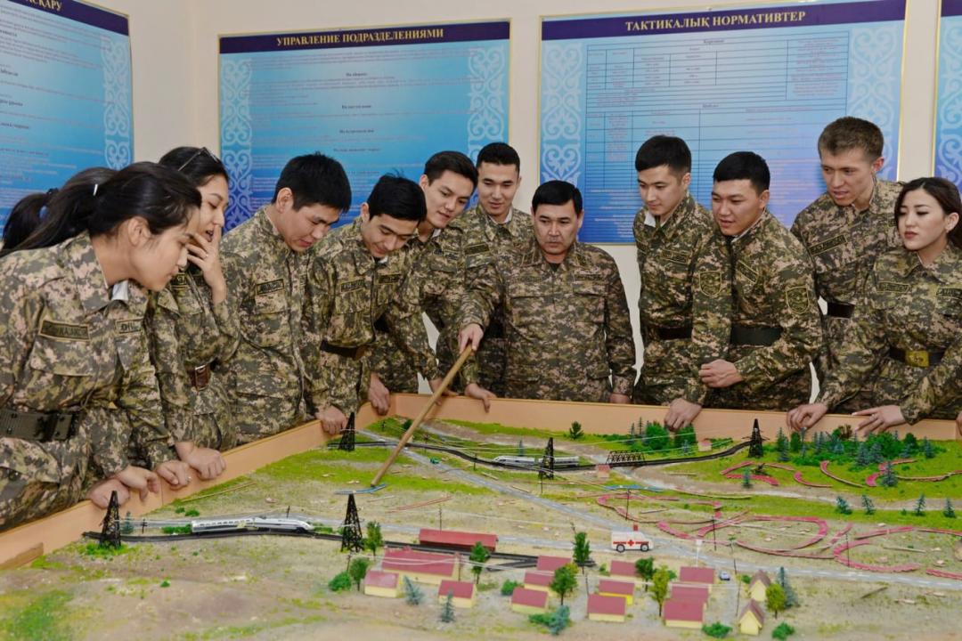 Бастапқы әскери дайындық оқытушыларына арналған онлайн даярлау бағдарламасы іске қосылды