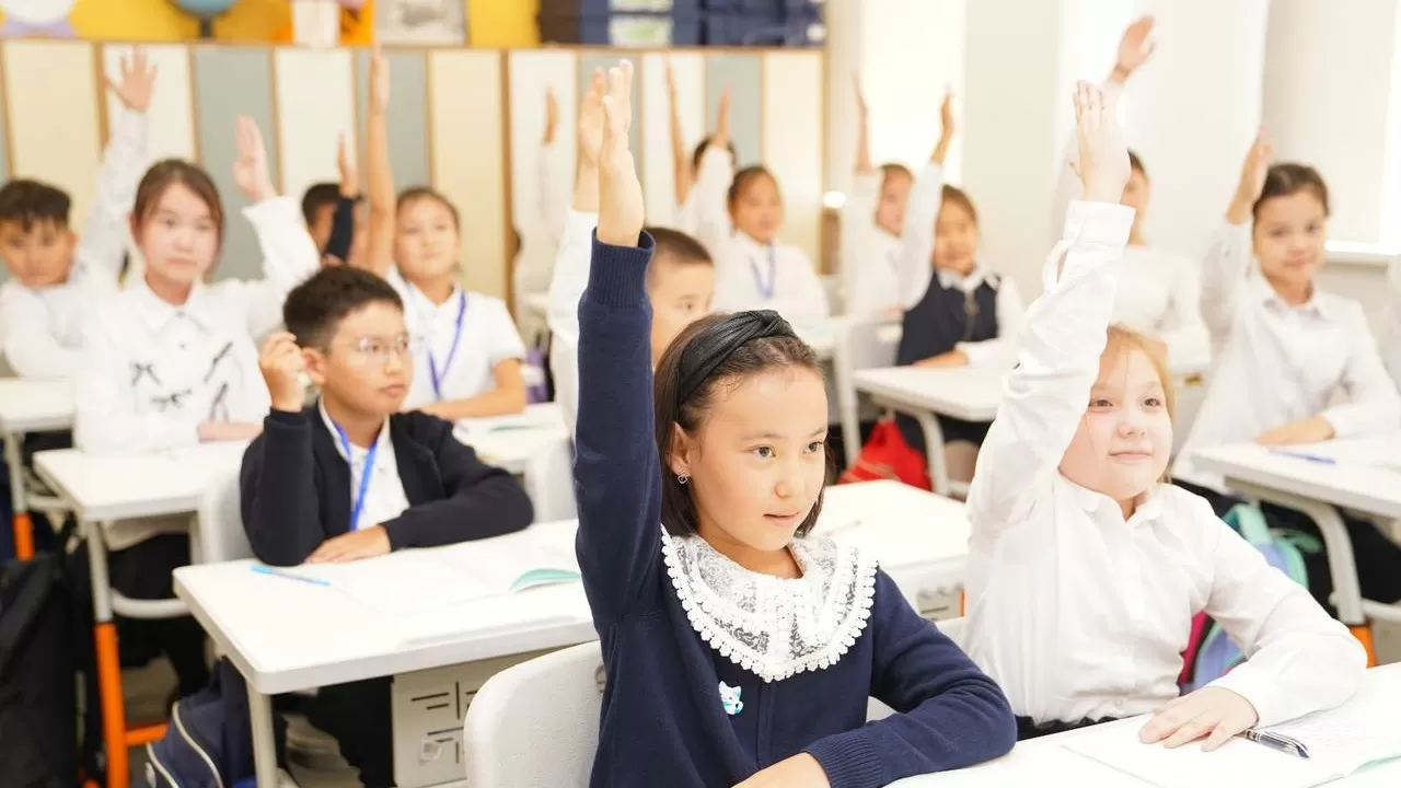 В школах Казахстана оценят знания учеников
