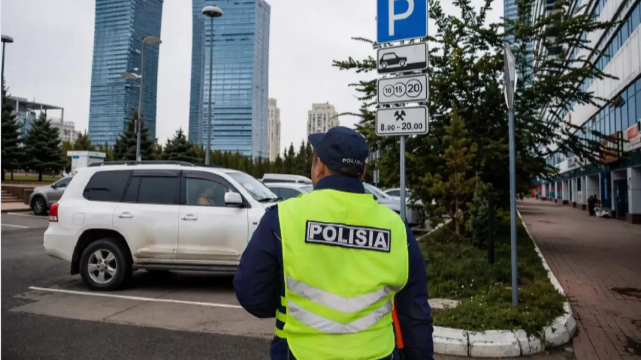 Полиция изымает номера у сотен авто в Астане 