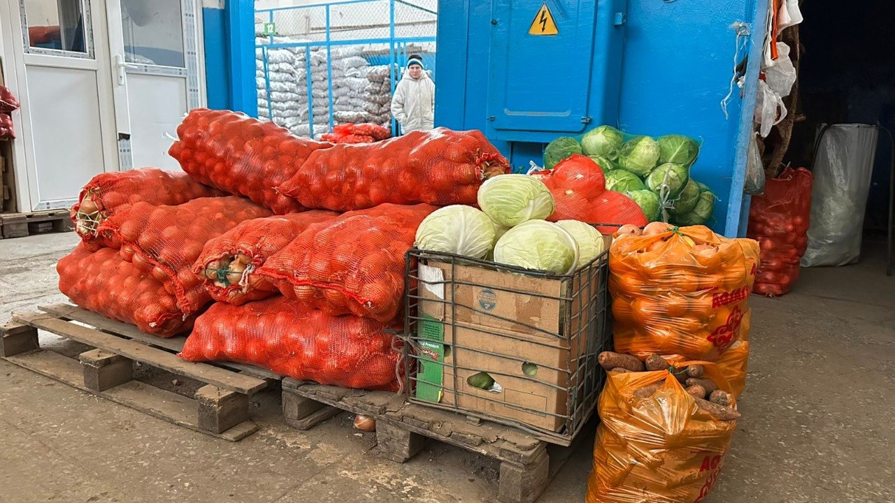 Өскеменнің көтерме базарында көкөніс бағасын негізсіз өсіру фактілері анықталды