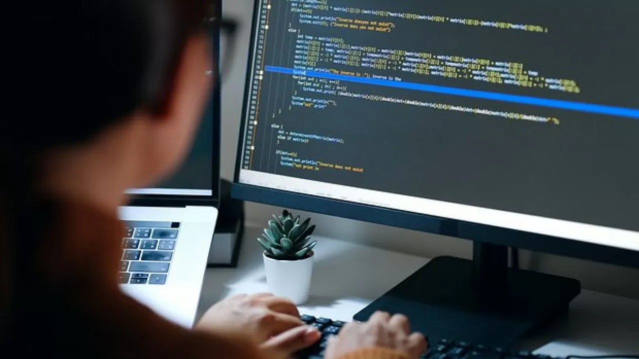 В Китае стали создавать уволенным сотрудникам цифровую замену