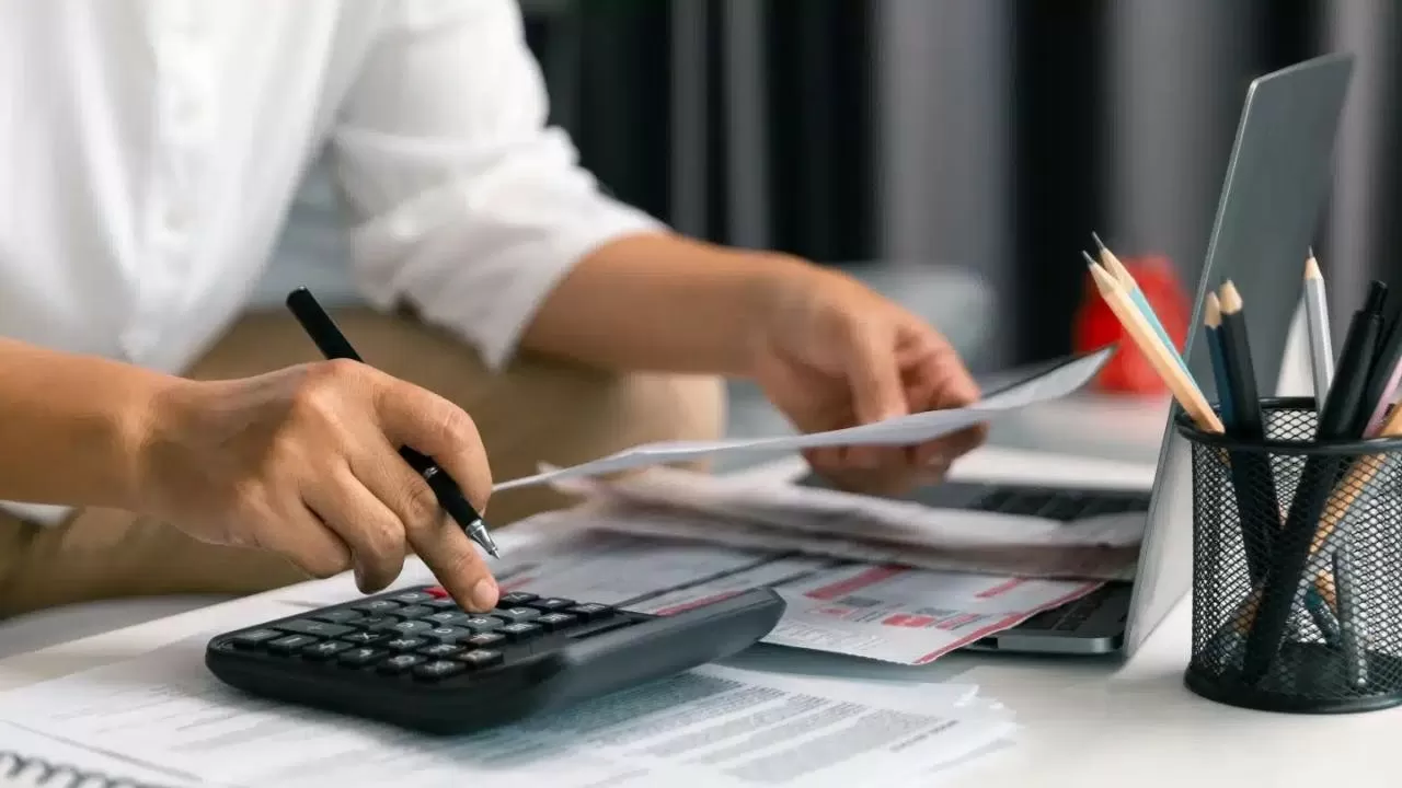 Налоги-2026: названы важные сроки для казахстанцев  