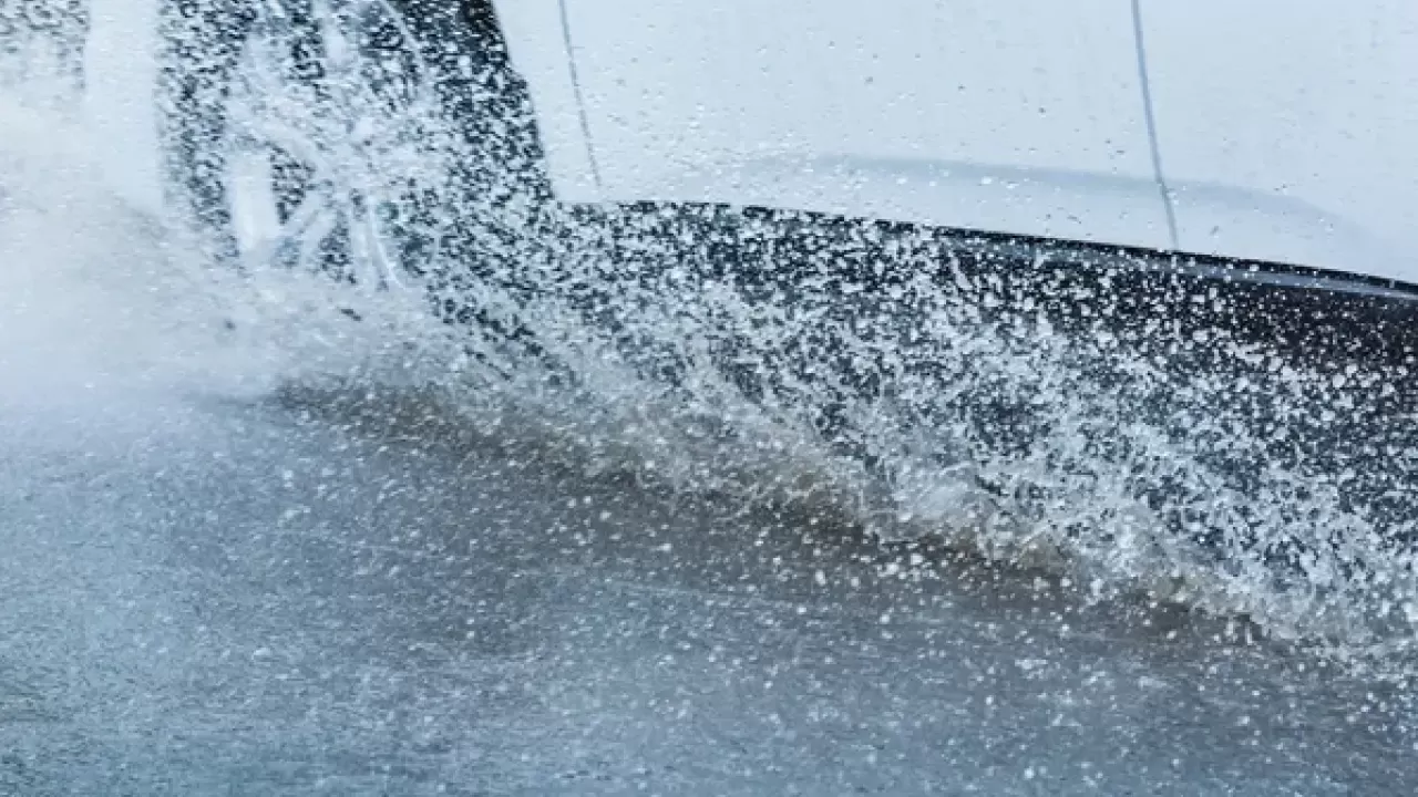 Паводок в СКО: уровень воды в Есиле превысил опасную отметку