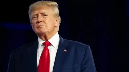 Подозрения в инсайде возникли вокруг заявлений Трампа  