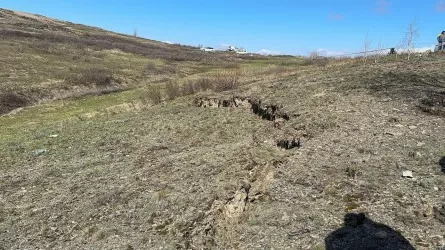 Опасная просадка почвы произошла на старом руднике в ВКО 