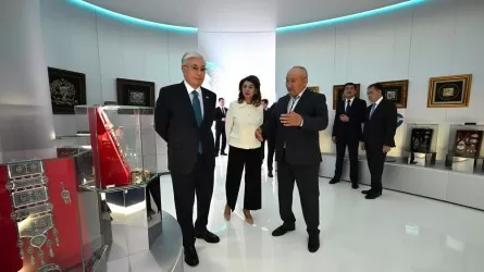 Токаев посетил офис Фонда развития креативных индустрий