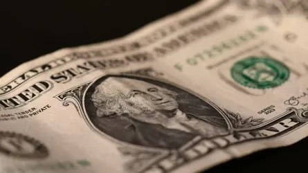 В Казахстане ввели порог для &laquo;крупной&raquo; валюты