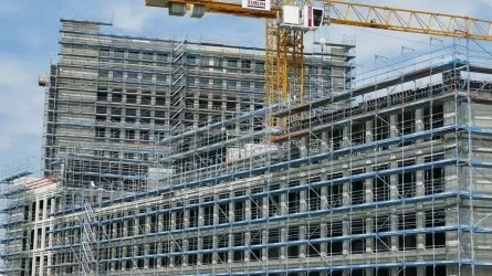 Какой из регионов Казахстана лидирует по росту строительства