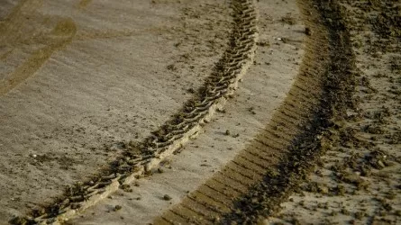 Дрифт ради лайков оставил алматинца без авто 