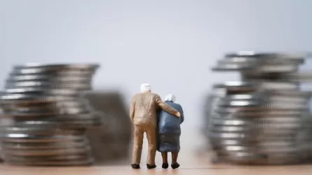 Кто получит сразу две пенсии в апреле 