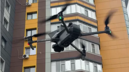 Дроны начали предупреждать казахстанцев об опасных окнах  