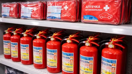 Проверки на дорогах: в Караганде с полок исчезли огнетушители и аптечки