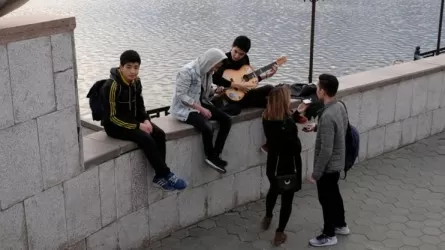 Казахстан совершил рывок в мировом рейтинге счастья, поднявшись на 33 место