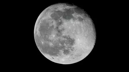 Казахстанские ученые разрабатывают телескоп для работы на окололунной орбите 