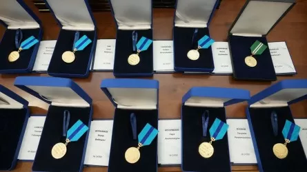 Орденами и медалями награждены экипажи, эвакуировавшие казахстанцев с Ближнего Востока