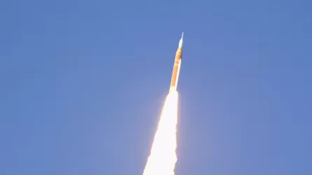 Впервые за полвека NASA отправило астронавтов к Луне