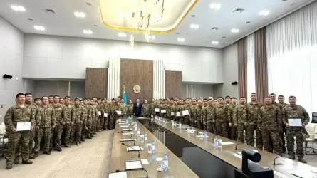 Герои пожара: 172 спасателя получили награды в Акюбинской области 