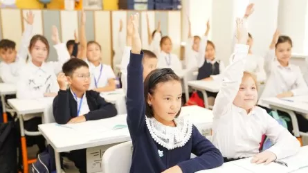 В школах Казахстана оценят знания учеников