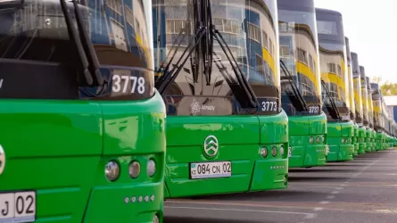 Три автобусных маршрута изменят схему движения в Алматы