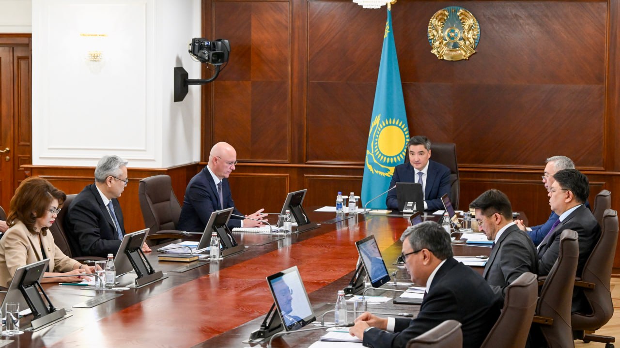 Бектенов мемлекеттік органдарға Ата заңды түсіндіру бойынша іс-шаралар жоспарын жүзеге асыруды тапсырды