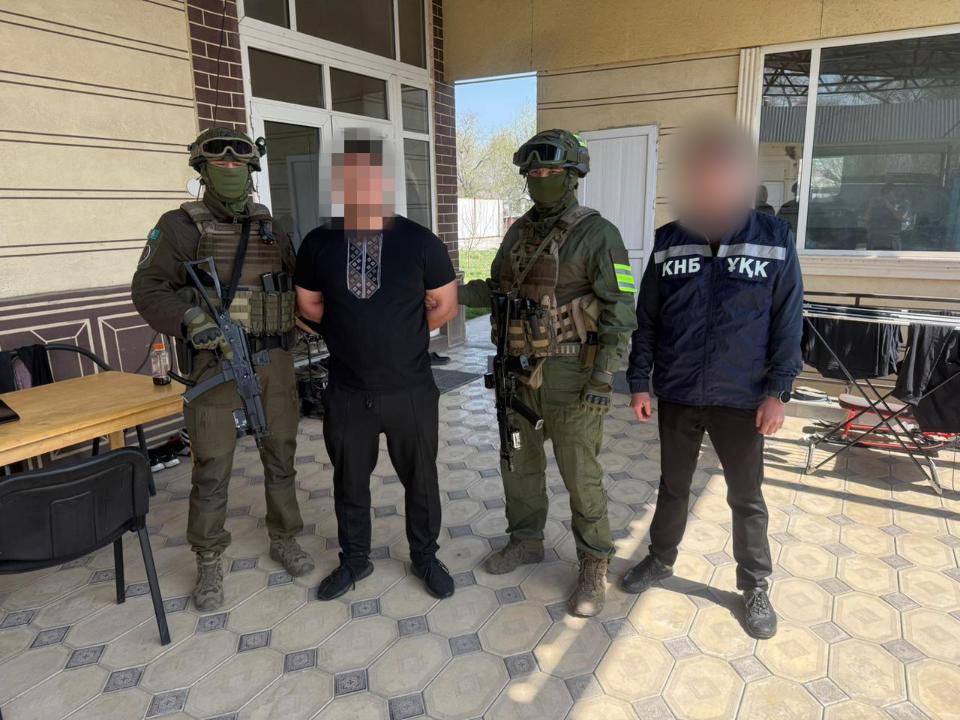 Алматыда байланыс операторларына 15 миллион теңге шығын келтірген алаяқтар ұсталды