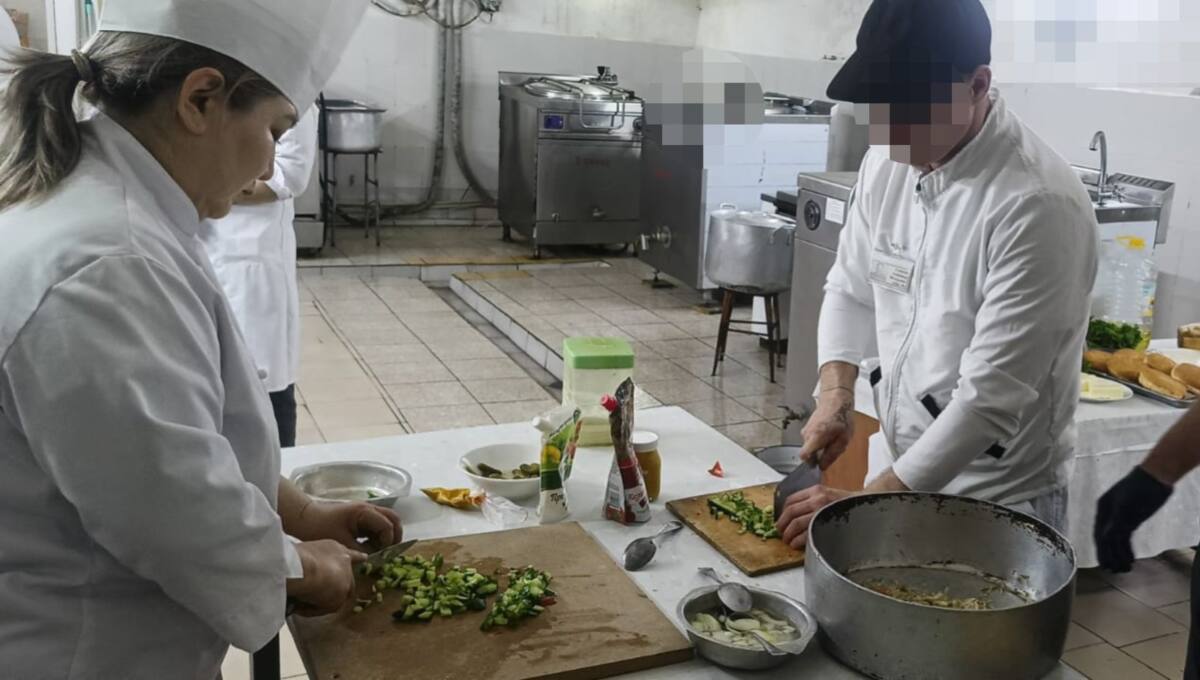 Бостандыққа дайындық: Семейде сотталғандар аспаздықты үйренді