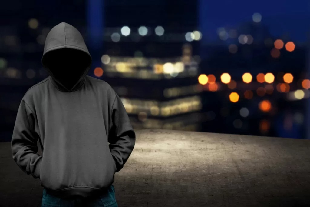 Астанада бұрынғы әйелін бірнеше жыл бойы аңдыған ер адам жазаланды