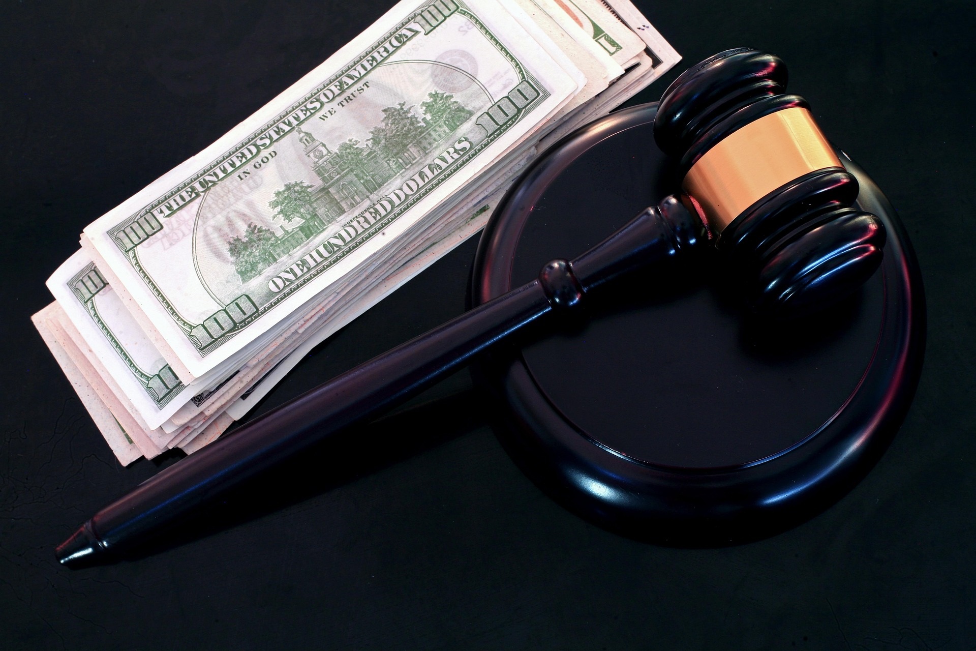 605 коррупционных преступлений зарегистрировали в Казахстане с начала 2026 года