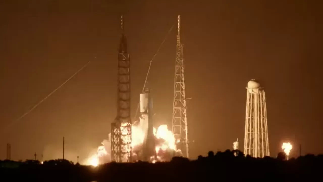 Гигантская ракета Blue Origin взорвалась на испытаниях во Флориде