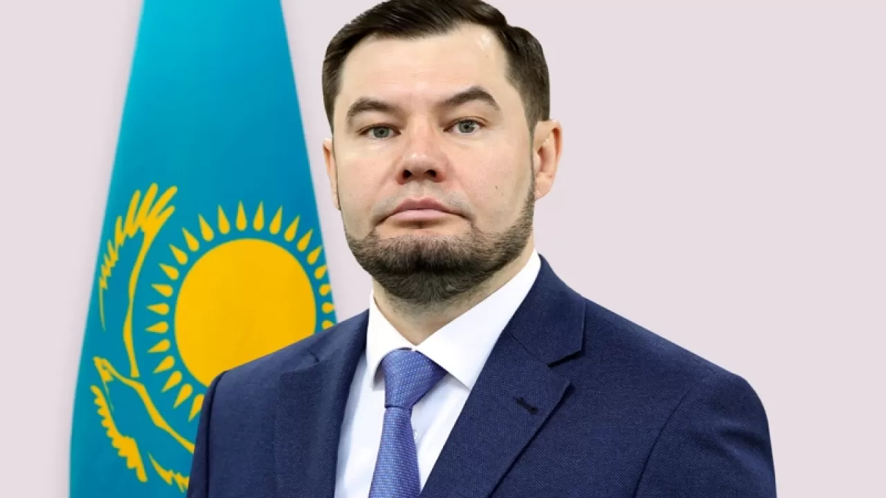 Досье: Компаниец Сергей Евгеньевич 