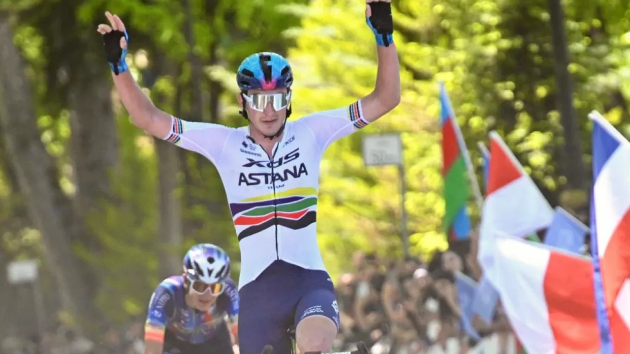 Гонщик XDS Astana Team стал вторым в генерале многодневки в Азербайджане