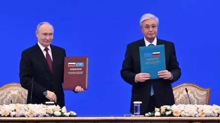 Токаев и Путин приняли совместное заявление о семи основах дружбы и добрососедства