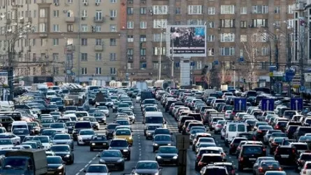 Китай и Казахстан: кто больше проводит времени в пробках   