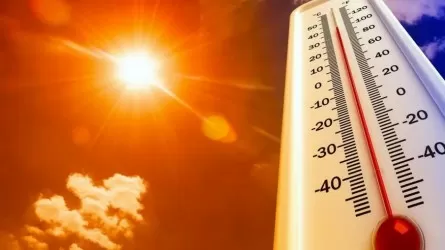 Аномальная жара до +41, грозы, град и пыльные бури обрушатся на Казахстан
