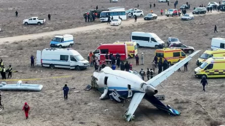 Родственникам погибших при крушении AZAL под Актау начали выплачивать компенсации 