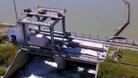 В Казахстане модернизируют крупнейший канал для полива полей 