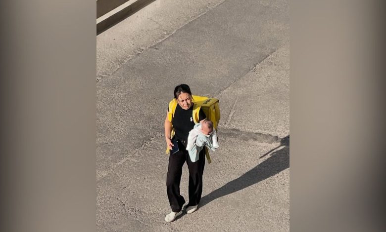 &laquo;Өте жақсы тұрады&raquo;: Сәбиімен бірге курьер болып жүрген келіншек туралы тың ақпарат тарады