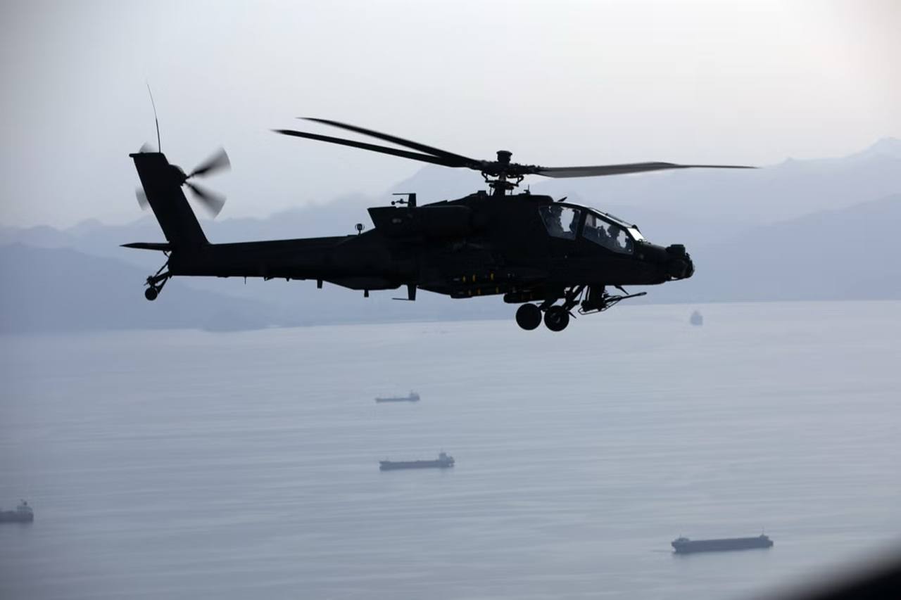 Ормуз бұғазының маңында Apache тікұшағы апатқа ұшырады