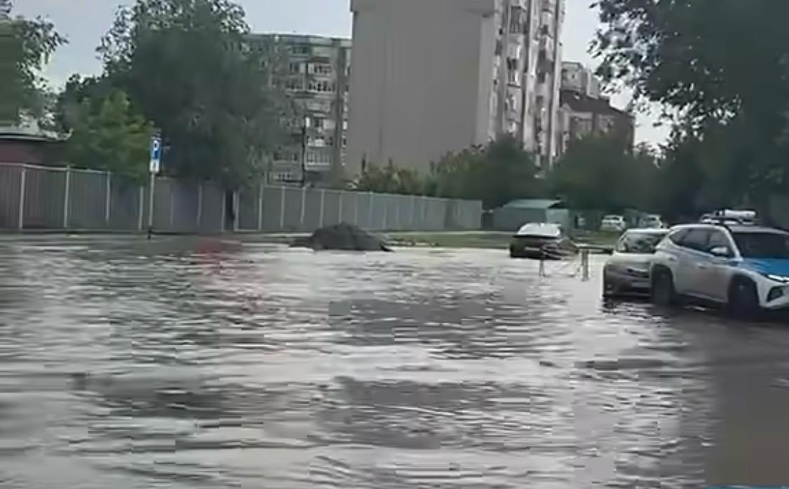 Нөсер жауын ақтөбеліктерді әбігерге салды
