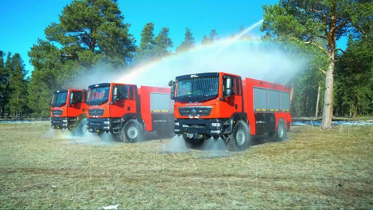Уникальную пожарную машину нового поколения создали в РК 