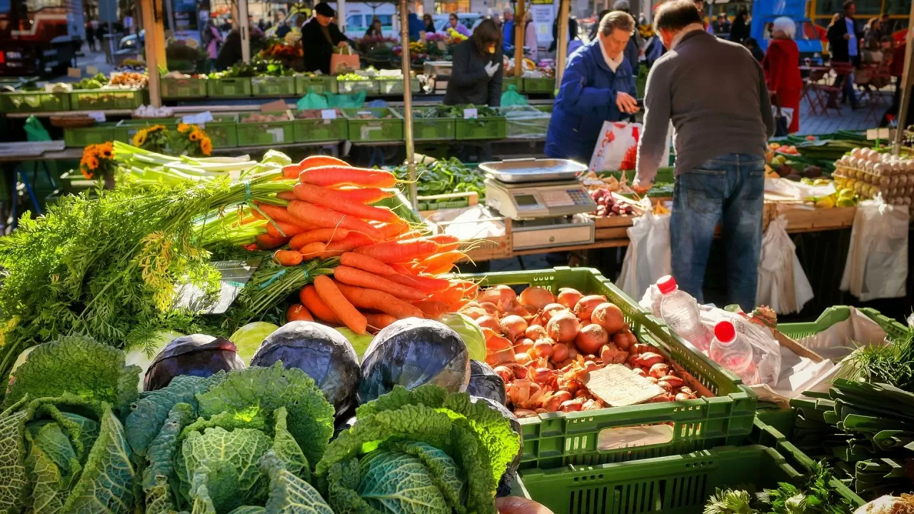 С рынков Казахстана убрали 150 непродуктивных посредников 